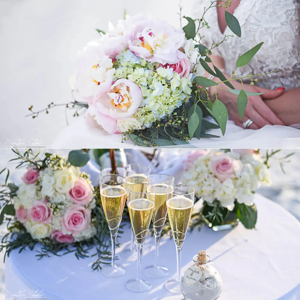 Boda de lujo en la playa, foto de ramo de novia y mesa de boda